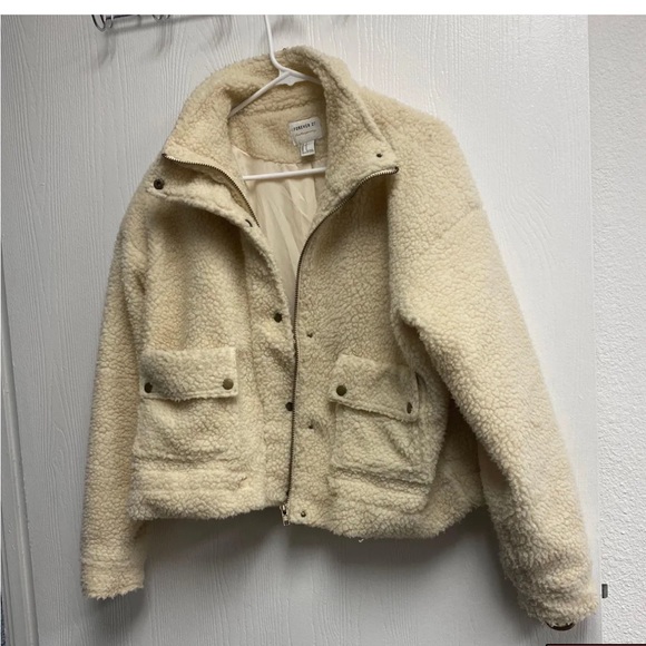 F21 CREAM SHERPA TEDDY COAT - Picture 2 of 5